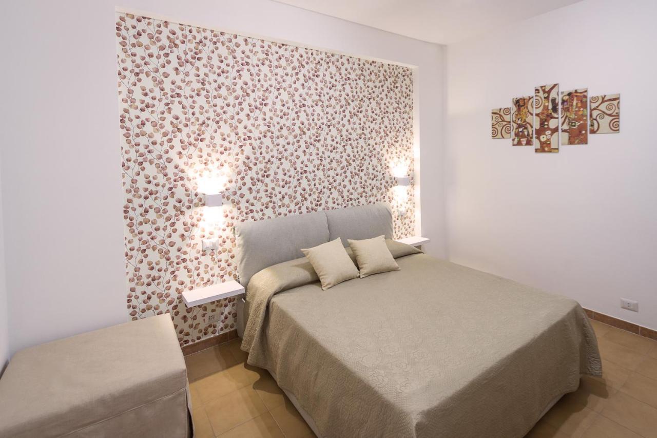 Villa Valverde Apartments E B&B Taormina Exterior photo