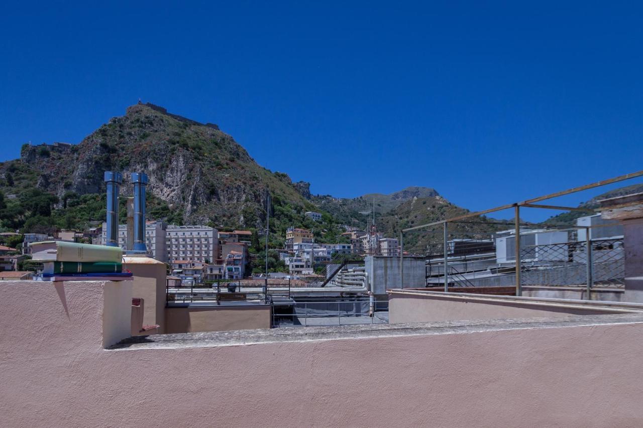Villa Valverde Apartments E B&B Taormina Exterior photo